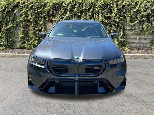 Dark Graphite Metallic 2026 BMW M5 Base