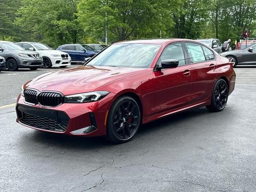 2025 BMW 330 i xDrive