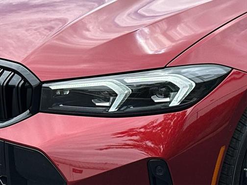 2025 BMW 330 i xDrive