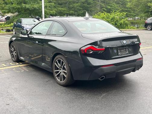 2024 BMW 230 i xDrive