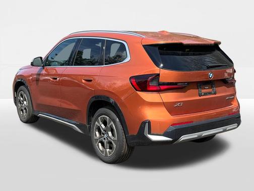 Utah Orange Metallic 2023 BMW X1 xDrive28i