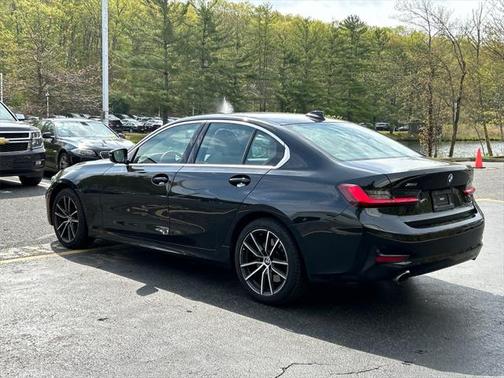 2022 BMW 330 xDrive