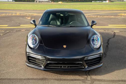 2018 Porsche 911 Turbo S