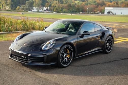2018 Porsche 911 Turbo S