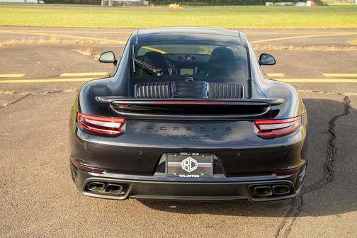 2018 Porsche 911 Turbo S