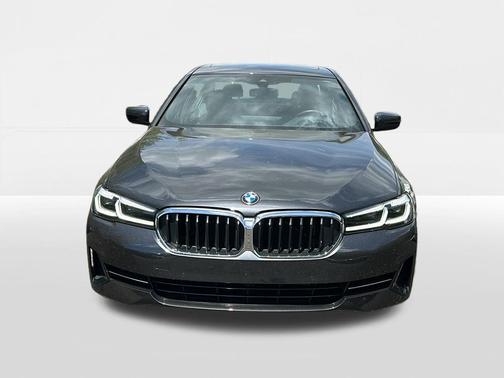 Dark Graphite Metallic 2023 BMW 530 i xDrive