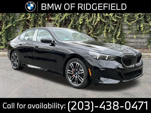 BLACK 2027 BMW 530 i xDrive