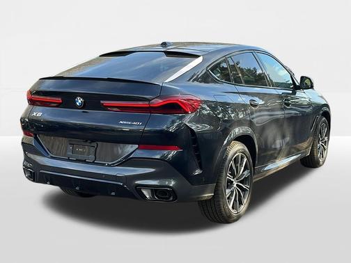 Carbon Black Metallic 2026 BMW X6 xDrive40i