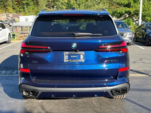 2026 BMW X5 M60i