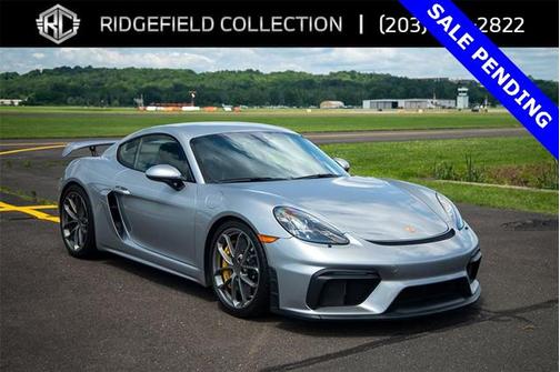 2022 Porsche 718 Cayman GT4