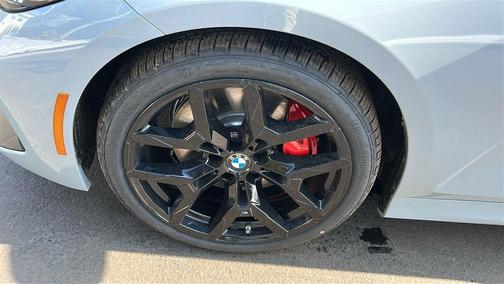 2026 BMW 330 xDrive NA