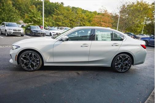 2025 BMW 330 i xDrive
