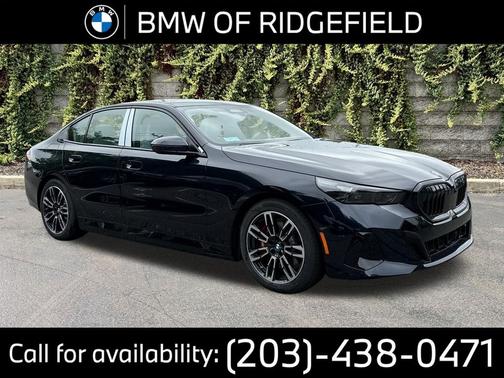 Carbon Black Metallic 2027 BMW 550e 550e xDrive
