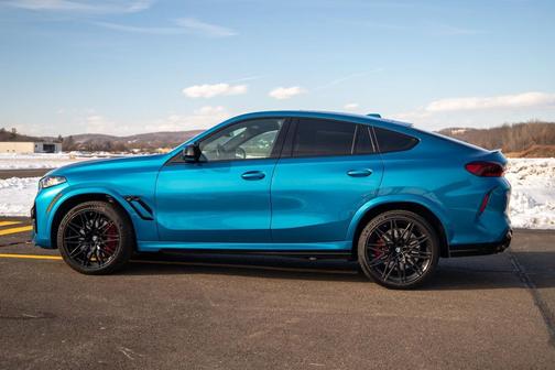 2024 BMW X6 M Base (A8)