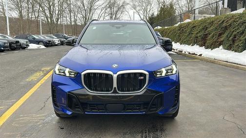 2025 BMW X5 M60i