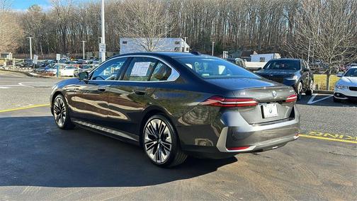 2025 BMW i5 xDrive40