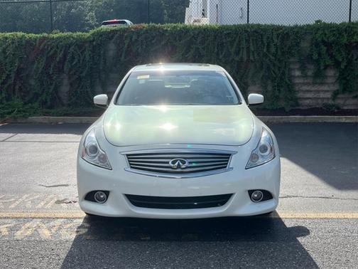 2011 INFINITI G25x Base