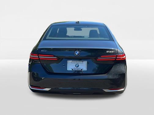 Dark Graphite Metallic 2026 BMW 530 xDrive