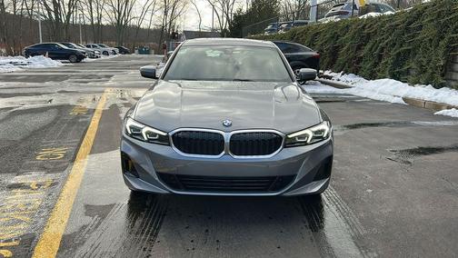 2023 BMW 330 xDrive