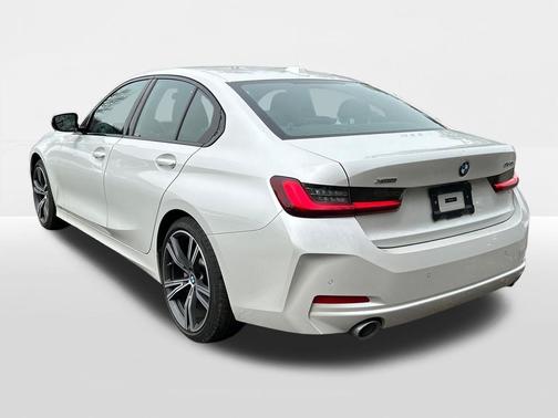 2023 BMW 330 xDrive