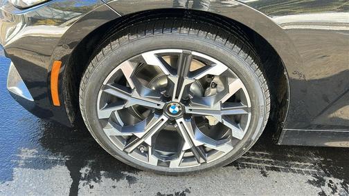 2026 BMW 330 xDrive NA