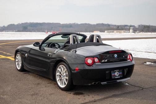 2005 BMW Z4 2.5i Roadster