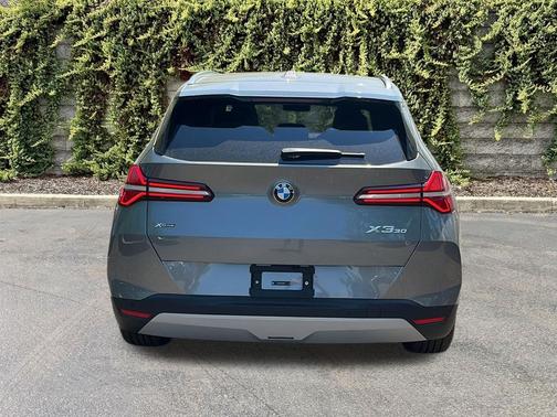 Skyscraper Grey Metallic 2026 BMW X3 30 xDrive