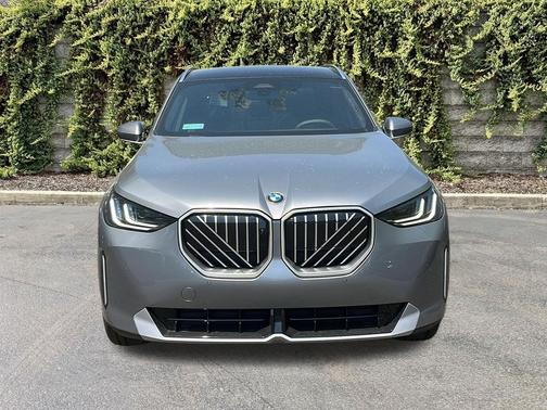 Skyscraper Grey Metallic 2026 BMW X3 30 xDrive