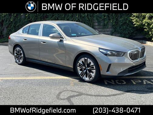 2026 BMW 530 i xDrive