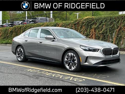 2025 BMW i5 xDrive40
