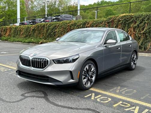 2025 BMW i5 xDrive40