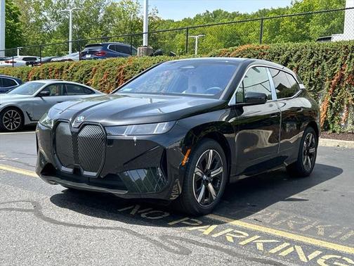 2026 BMW iX xDrive45