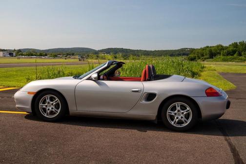 1998 Porsche Boxster Base (M5)