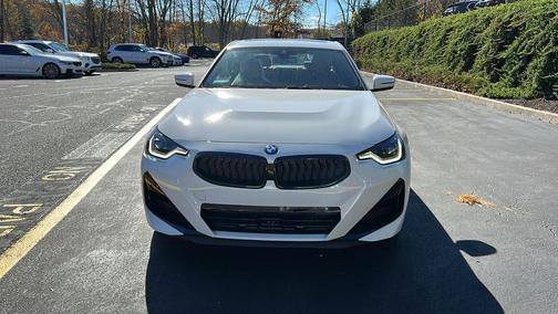 2025 BMW 230 i xDrive