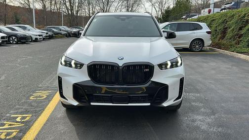 2025 BMW X5 M60i
