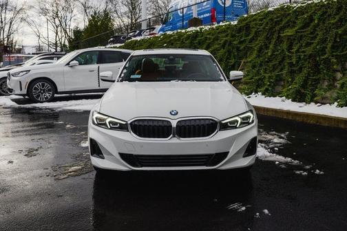 2025 BMW 330 i xDrive