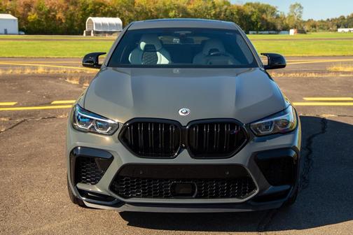 2023 BMW X6 M 
