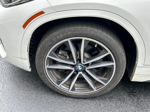 2023 BMW X2 xDrive28i