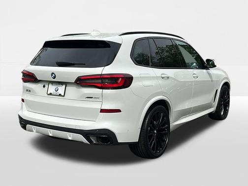 Alpine White 2023 BMW X5 xDrive40i