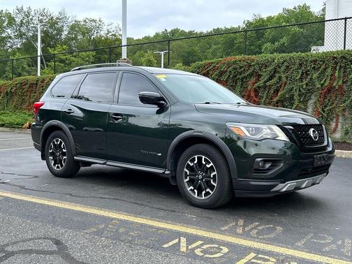 2020 Nissan Pathfinder SL 4WD