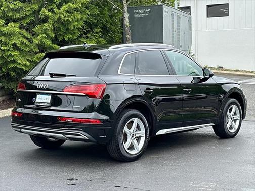 2023 Audi Q5 40 Premium