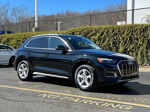 2023 Audi Q5 40 Premium