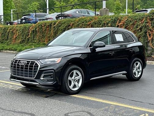 2023 Audi Q5 40 Premium