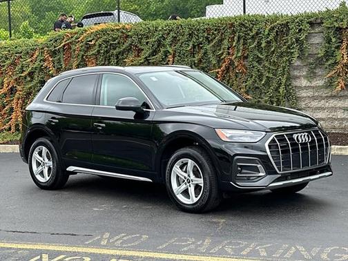 2023 Audi Q5 40 Premium