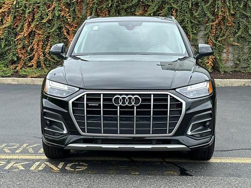 2023 Audi Q5 40 Premium