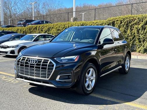 2023 Audi Q5 40 Premium