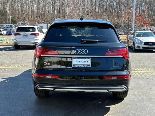 2023 Audi Q5 40 Premium