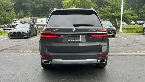 Dravit Grey Metallic 2026 BMW X7 xDrive40i