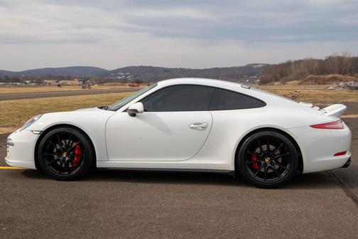 2014 Porsche 911 Carrera 4S