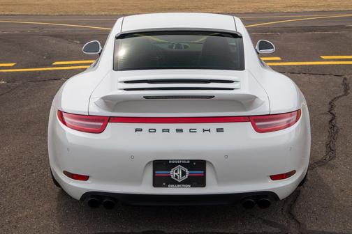 2014 Porsche 911 Carrera 4S